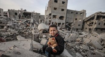 Israeli Airstrike Kills 8 Children Waiting for Aid in Gaza