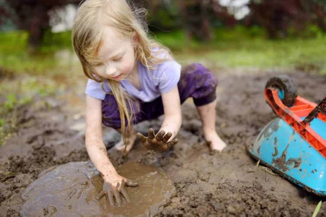 children playing dirty
